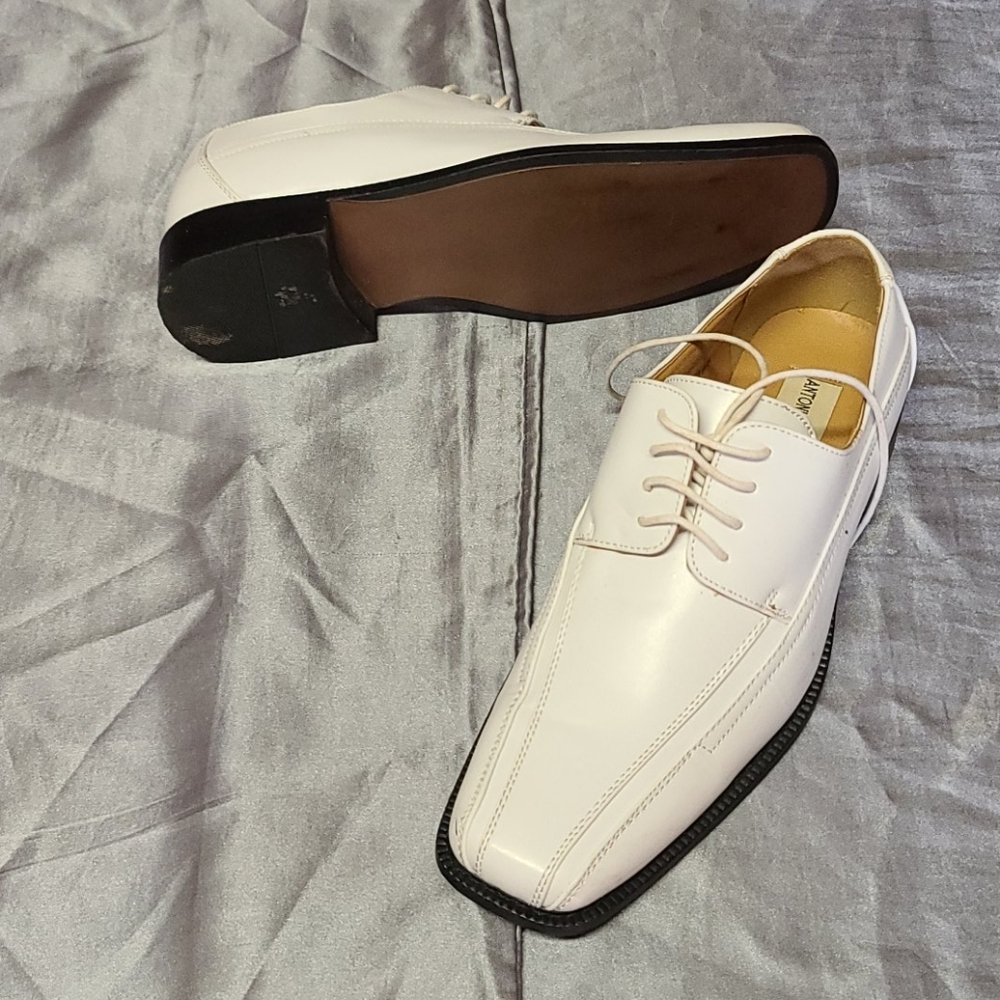 Mens dress shoes